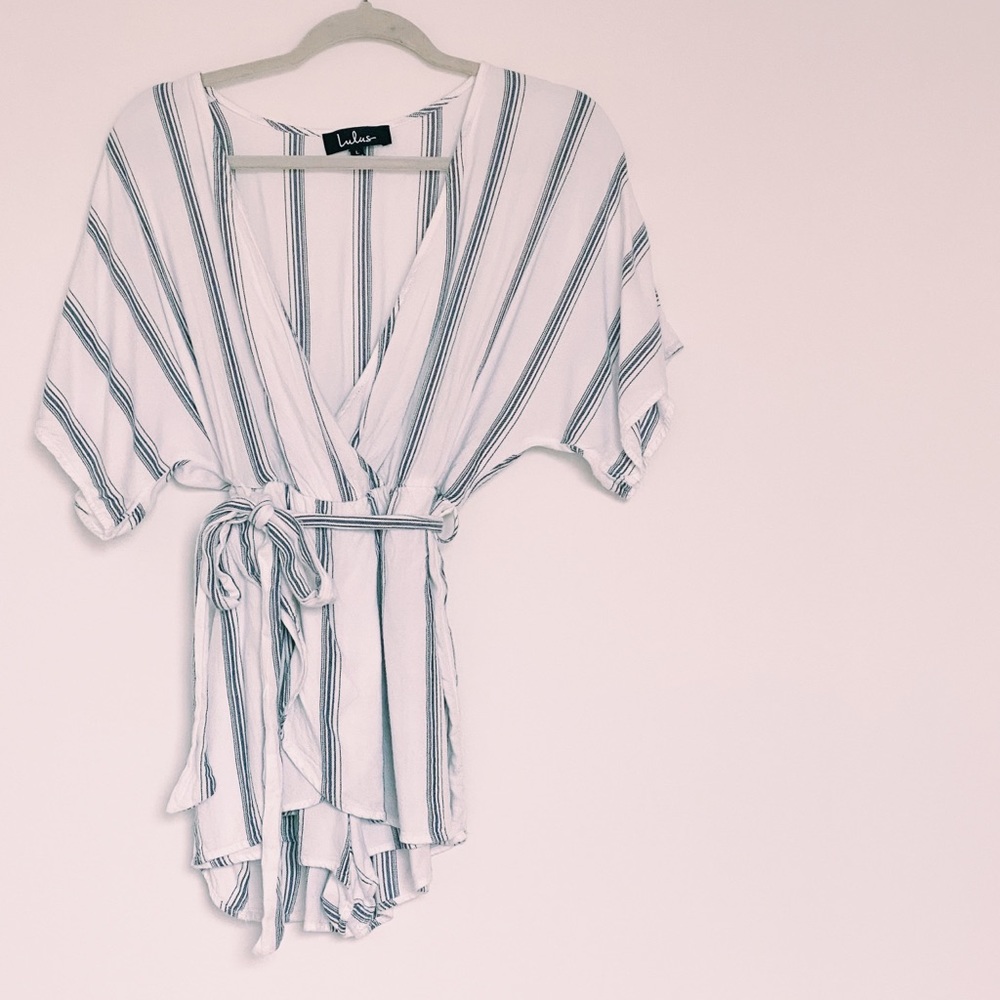 Lulu’s White Striped Short Sleeve V-Neck Romper